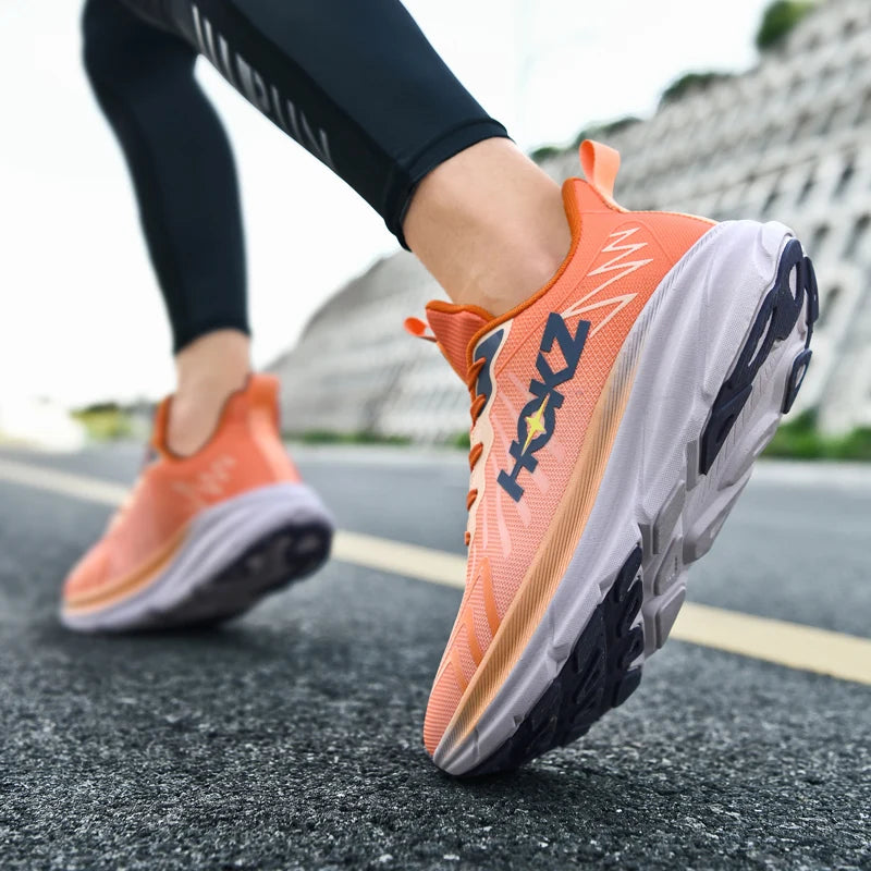 Men Running Shoes Cushioning Mesh Breathable Race Outdoor Trainer Sneakers Off-road Non-Slip Couple Luxury shoes Jogging Shoes