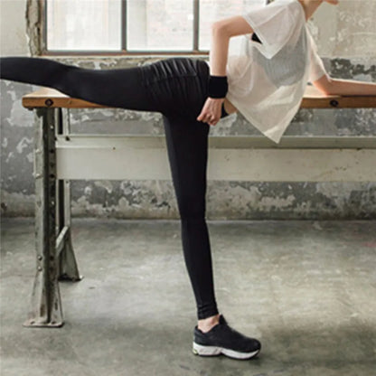 Women's Mesh T-Shirt for Running & Yoga